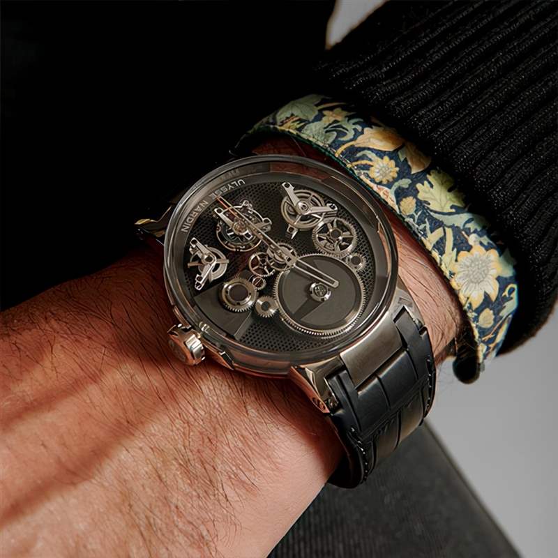 腕表和手鐲哪一個更適合你-復刻表