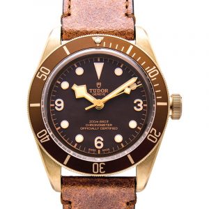 金屬控的最愛，看似低調(diào)卻又顯奢華的5款男裝手表-復(fù)刻表