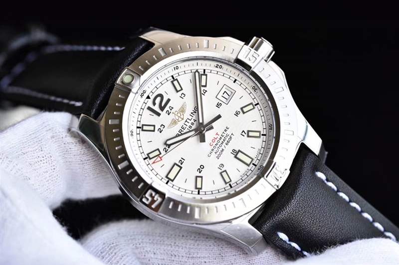 GF廠百年靈挑戰者2836自動機械機芯白盤復刻-復刻表