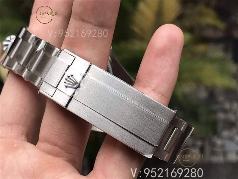 AR廠勞力士漸變藍(lán)鬼王v2版腕表復(fù)刻做工怎么樣對(duì)比n廠漸變鬼王-復(fù)刻表