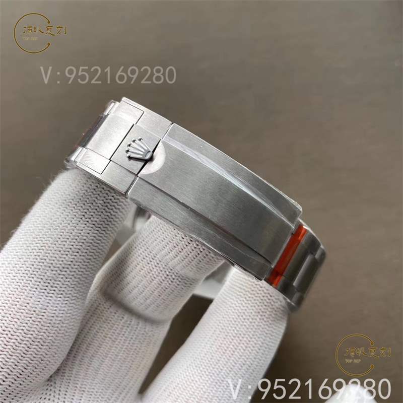 N廠勞力士黑綠水鬼v10版復刻表推出，能否重回巔峰呢-復刻表