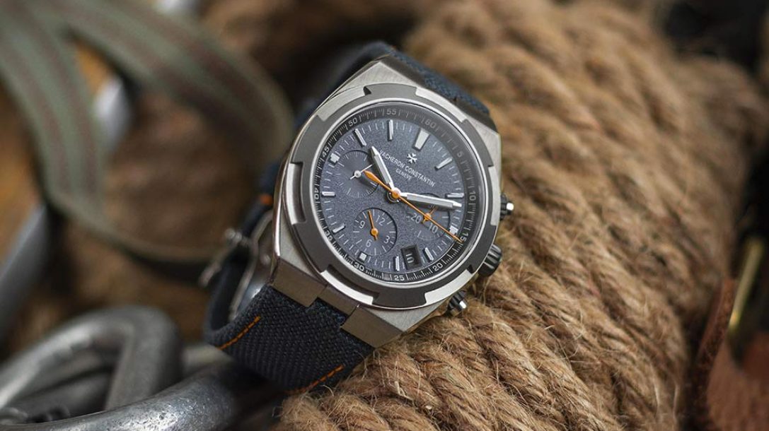 江詩(shī)丹頓海外雙時(shí)珠穆朗瑪峰-復(fù)刻表