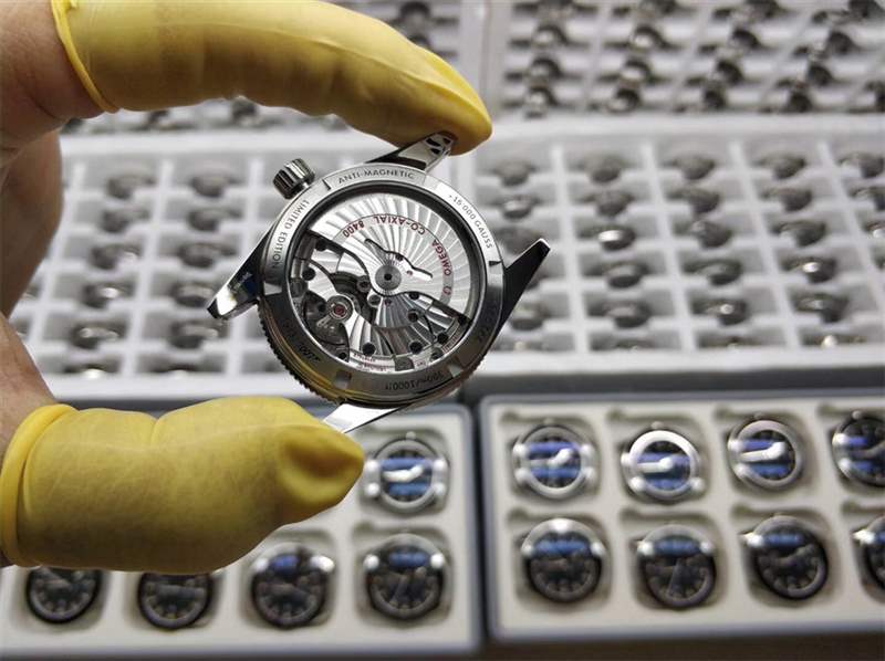 VS廠歐米茄海馬007幽靈黨復刻表評測,對比正品做工怎么樣-復刻表