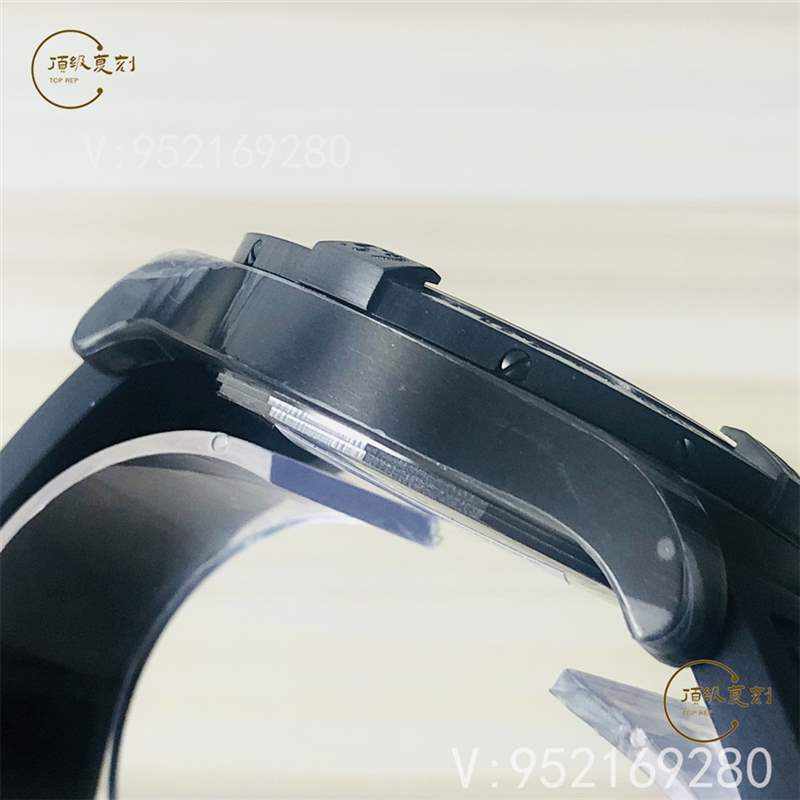 GF廠黑鳥(niǎo)偵察機(jī)-GF廠百年靈黑鳥(niǎo)偵察機(jī)為什么是最亂真的復(fù)刻表-復(fù)刻表