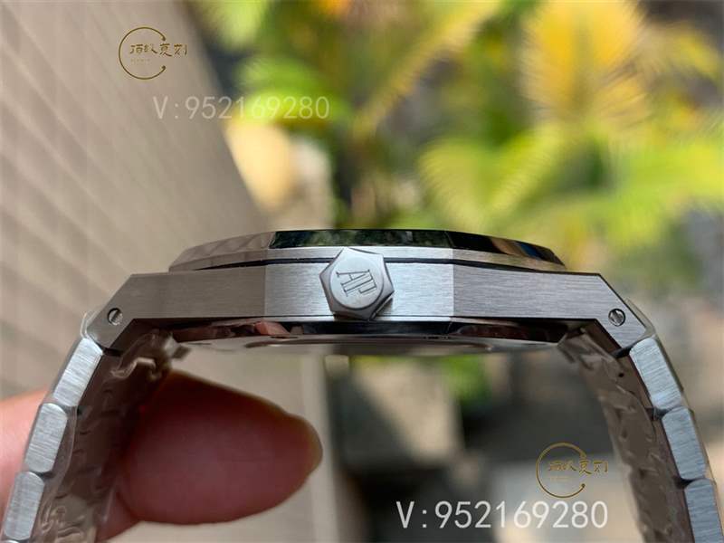 ZF廠愛(ài)彼15400皇家橡樹(shù)復(fù)刻實(shí)拍做工怎么樣,超薄鋼王-復(fù)刻表