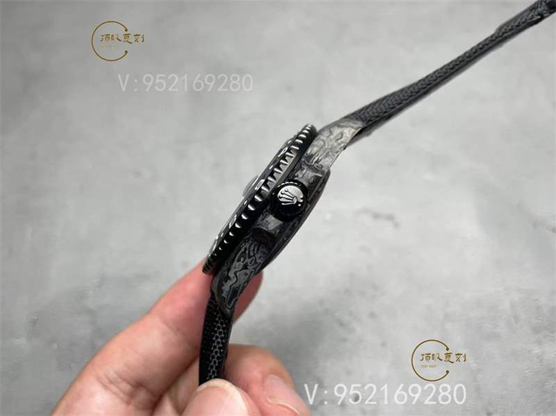 VS廠新品勞力士Ntpt格林尼治碳纖維復(fù)刻表3186機(jī)芯做工怎么樣-復(fù)刻表