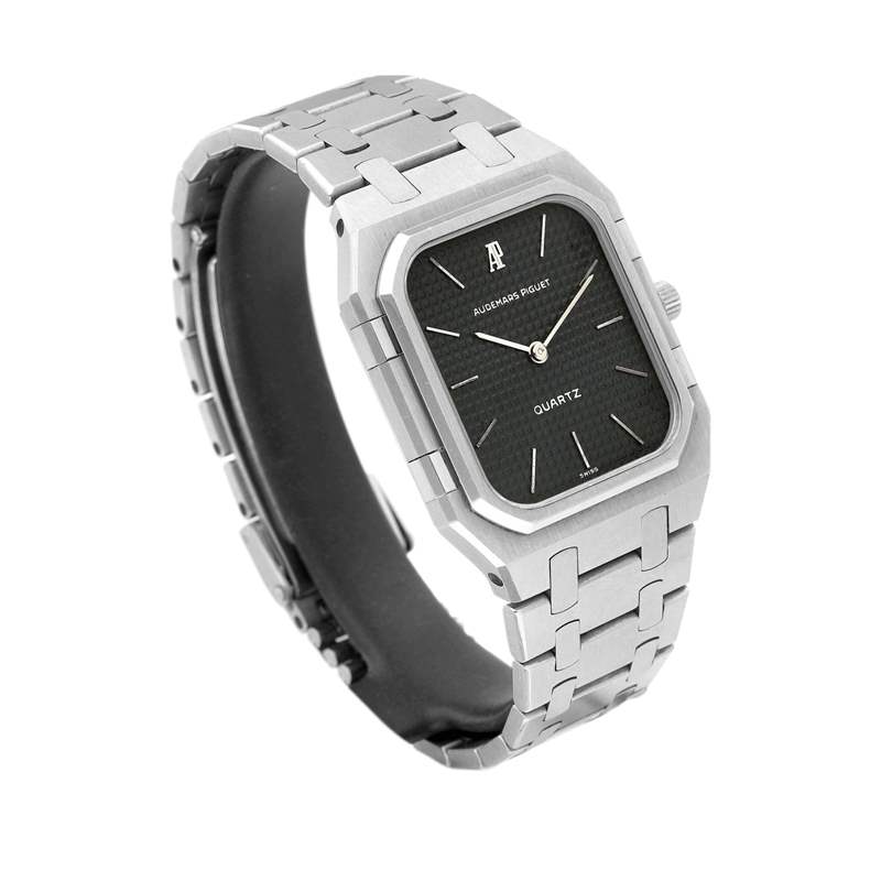 AP皇家橡樹手表竟有不同形狀長方形表殼太奇特生產(chǎn)10年遭叫停-復(fù)刻表