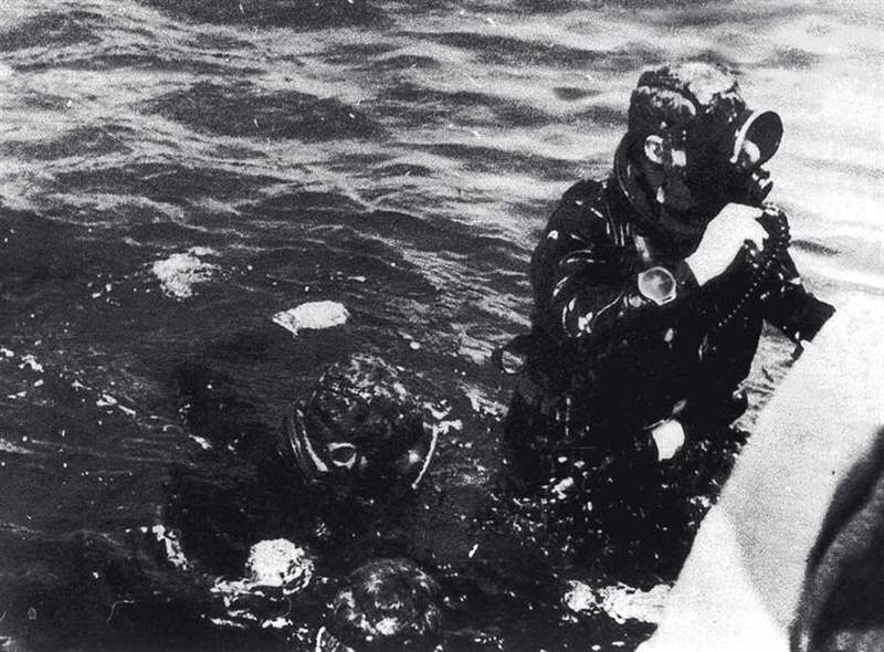 腕表冷知識｜什么是左手版腕表？表冠又點解喺左邊？-復刻表