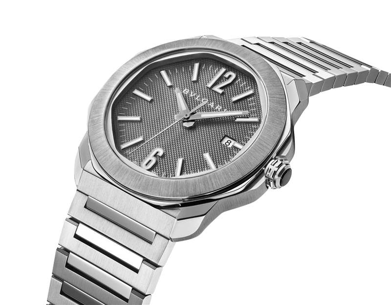 寶格麗推出全新Octo Roma系列腕表：巴黎釘紋表盤、中央飛行陀飛輪、虎眼石鑲嵌機(jī)芯-復(fù)刻表