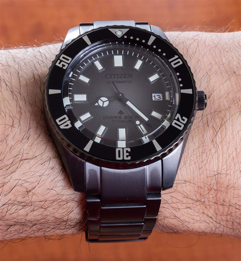 手表評論：西鐵城Promaster Dive自動腕表“Fujitsubo”NB6025-59H DLC超級鈦金-復刻表