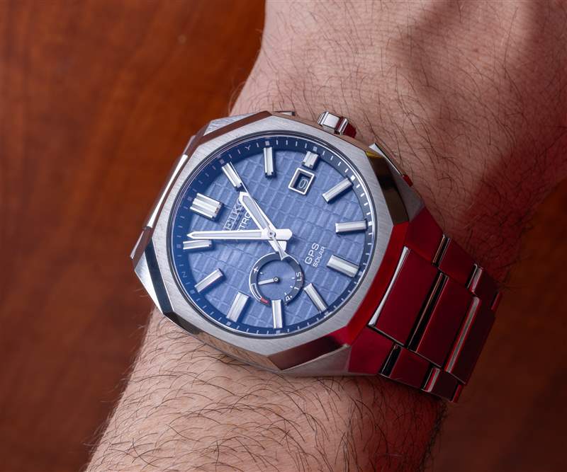 手表評(píng)測(cè)：精工Astron GPS太陽(yáng)能SSJ013帶集成鈦表鏈-復(fù)刻表