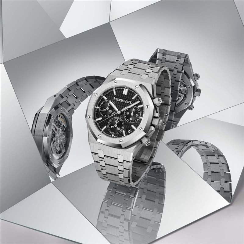 AP皇家橡樹最新行情出爐愛彼自動計時碼表一年前后價格縮水4成-復刻表