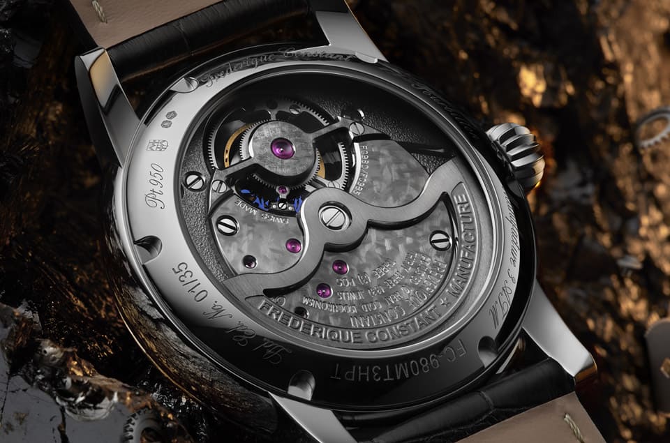 康斯登第一款鉑金隕石面陀飛輪替創(chuàng)立35周年紀(jì)念帶來(lái)最高潮-復(fù)刻表