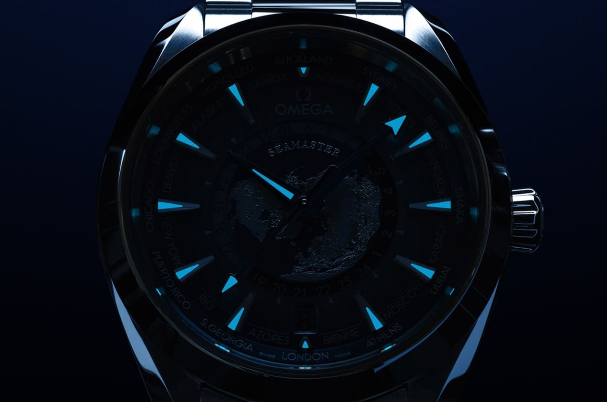 歐米茄海馬75周年必?cái)∏鍐巍赶娜账{(lán)色」面盤(pán)Aqua Terra世界時(shí)區(qū)出國(guó)超實(shí)用-復(fù)刻表