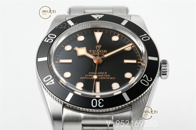 ZF廠帝舵碧灣系列37mm新品做工介紹,M79000N-0001-復刻表