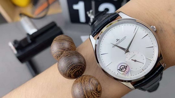 APS廠積家大師兩針半1218420獨立秒針手表介紹-復刻表