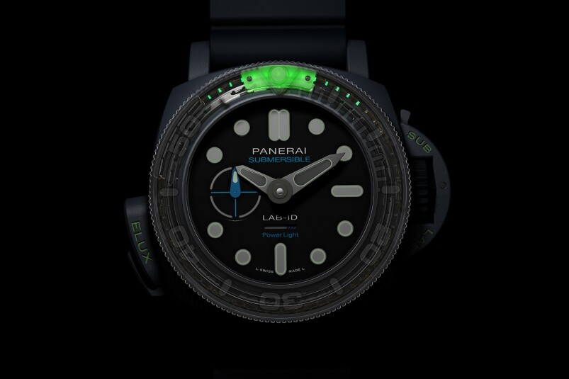 夜光功能新高度！ Panerai全新Submersible Elux LAB-ID腕表 以純機械一鍵開關發光系統-復刻表